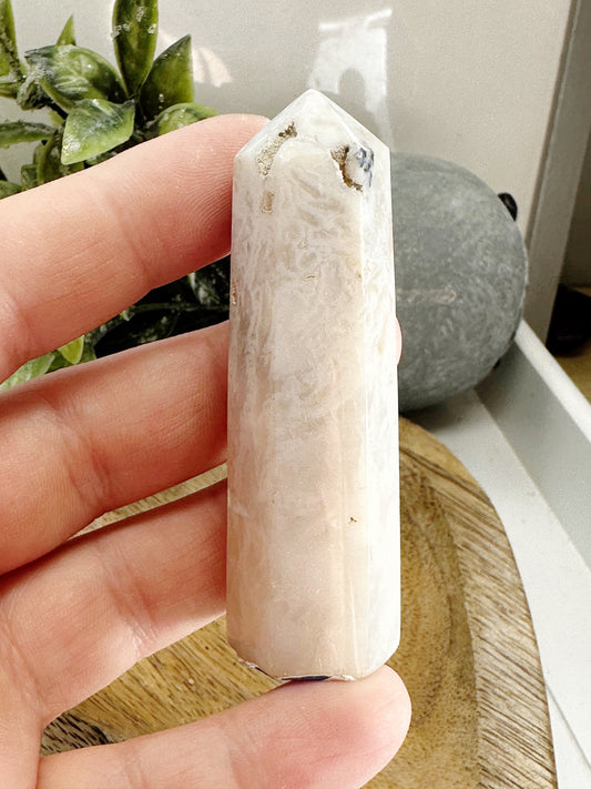 Snow Agate Tower - Chipped